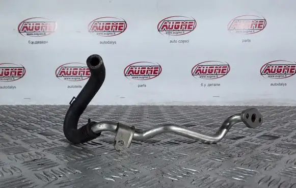 Toyota RAV 4 (XA30) Engine coolant pipe/hose