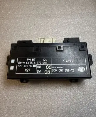 BMW 5 E39 Door control unit/module 61358377593 5DK00735812 12037310