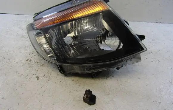 Ford Ranger Headlight/headlamp AB39-13100