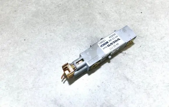 Volvo V70 Airbag deployment crash/impact sensor 9452777 002634