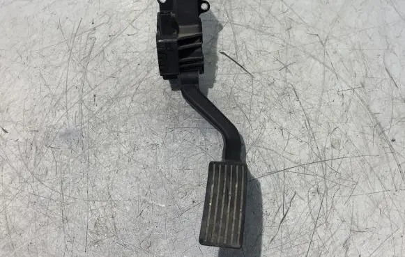 Citroen Jumper Accelerator throttle pedal 1369473080
