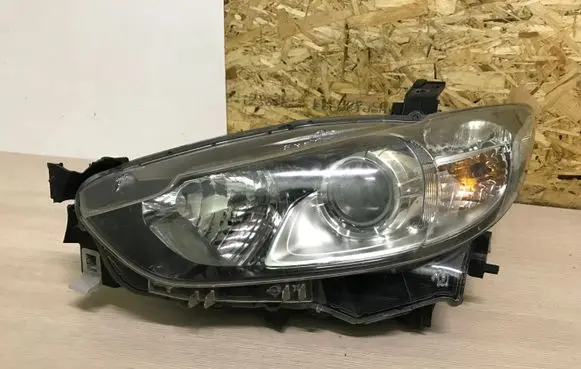 Mazda 6 Headlight/headlamp GHR451040