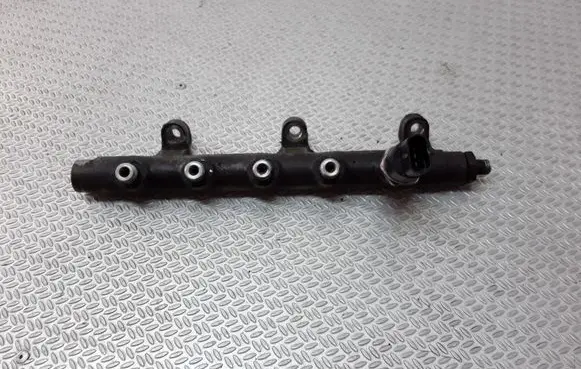 Renault Espace III Fuel main line pipe 0445214018 8200010077