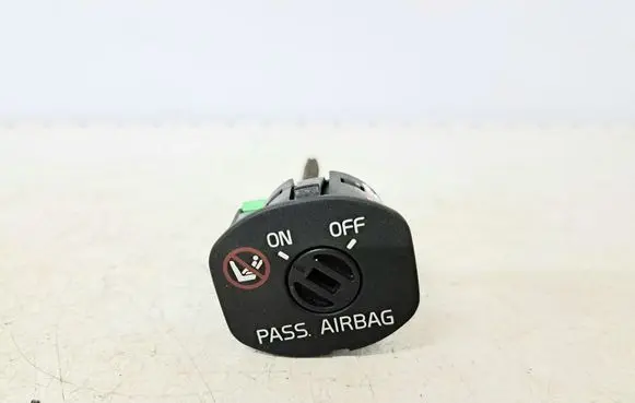Volvo V70 Passenger airbag on/off switch 30658737