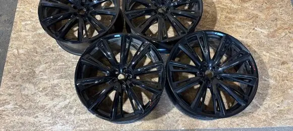 Audi Q8 R23 light alloy rim 4M8601025R K807161