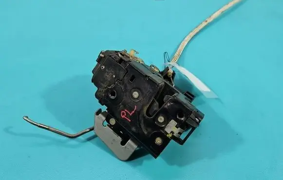 Audi A6 S6 C5 4B Front door lock 4B1837015G IMPRK1528178