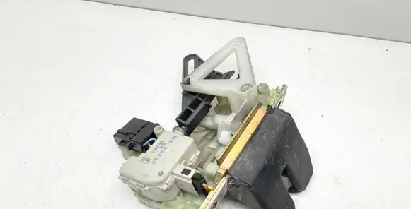 Volvo V70 Tailgate/trunk/boot lock/catch/latch 999065160