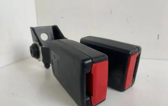 Saab 9-3 Ver2 Middle seatbelt buckle (rear) 12794564