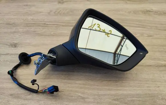 Seat Tarraco Front door electric wing mirror 