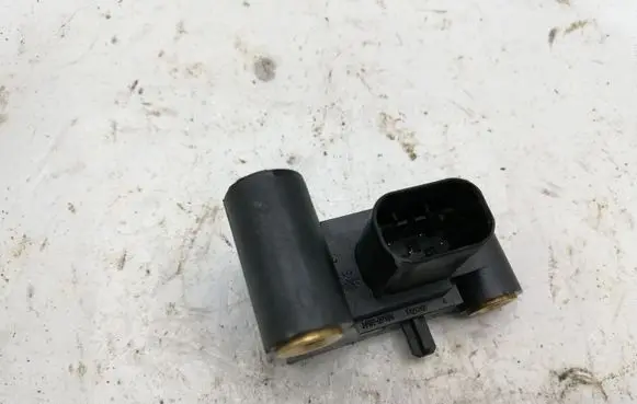 BMW 5 E60 E61 Airbag deployment crash/impact sensor 6977398 6577000723
