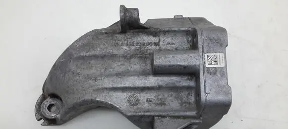 Mercedes-Benz E W212 Engine mounting bracket A6512230004