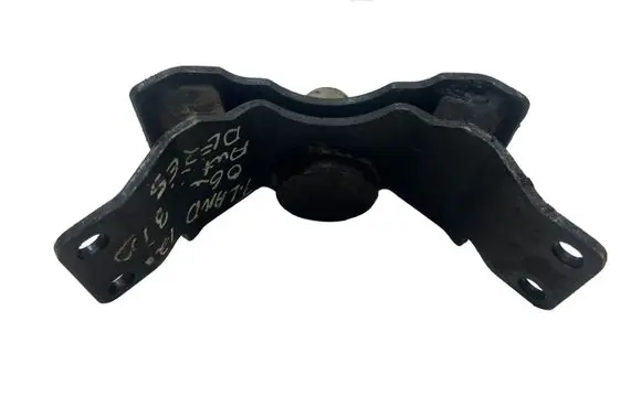 Toyota Land Cruiser (J120) Gearbox mount