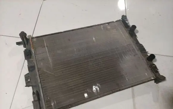 Renault Scenic II - Grand scenic II Coolant radiator 