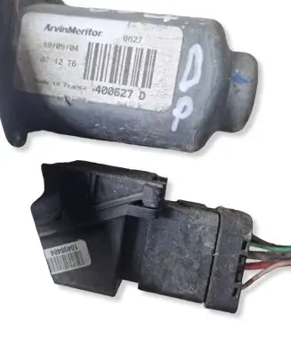 Renault Espace - Grand espace IV Front door window regulator with motor 400627D