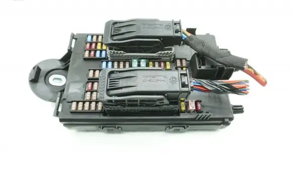 Volvo V60 Fuse box set 32142591