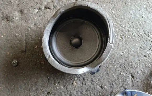 BMW X5 E53 Front door speaker 8379567