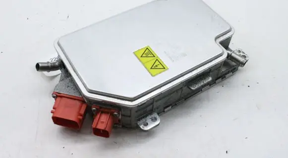 Polestar 2 Voltage converter inverter 32383807