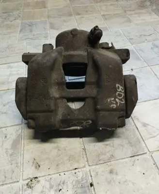 Alfa Romeo 159 Front brake caliper