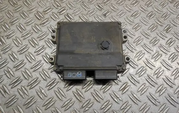 Suzuki SX4 Engine control unit/module 3391075KC
