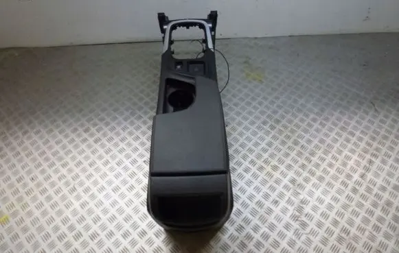 Opel Insignia A Center console