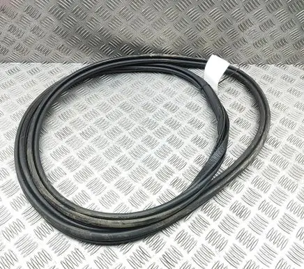 Volvo V60 Rubber seal front door (on door) 32229226