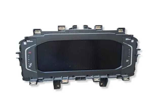 Volkswagen Tiguan Speedometer (instrument cluster) 3G0920790E