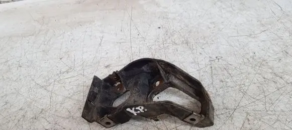 Audi A4 S4 B7 8E 8H Front bumper mounting bracket