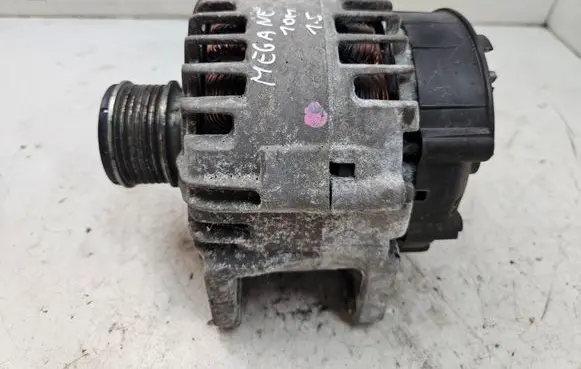 Renault Megane III Generator/alternator 231000026R