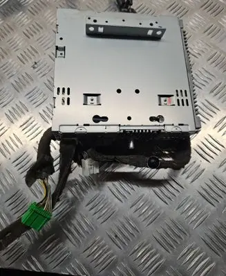 Volvo V50 Radio/CD/DVD/GPS head unit 307752841 50317024