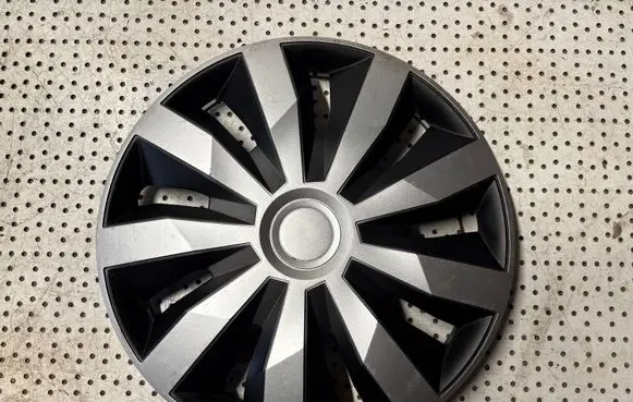 Citroen C3 R14 wheel hub/cap/trim 