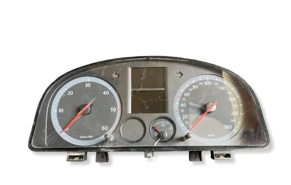 Volkswagen Caddy Speedometer (instrument cluster) V0003000 VWZ7Z0E2430323 2K0920842A