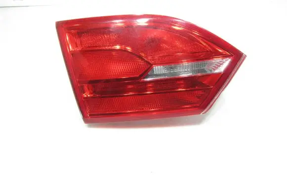 Volkswagen Jetta VI Tailgate rear/tail lights 5C6945259A 5C6945259