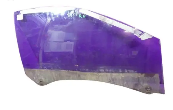 Renault Clio III Front door window glass four-door 