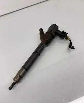Hyundai i40 Fuel injector 0445110411 338002A800