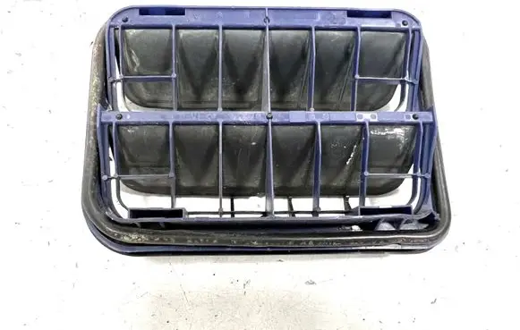 Citroen C3 Quarter panel pressure vent 9675506980