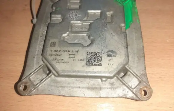 Audi A4 S4 B8 8K Headlight ballast module Xenon 1307329218