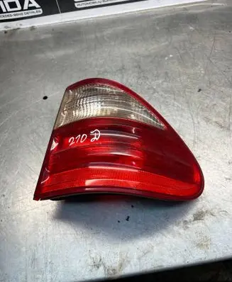 Mercedes-Benz E W210 Rear/tail lights a2108205464 P214W 24002