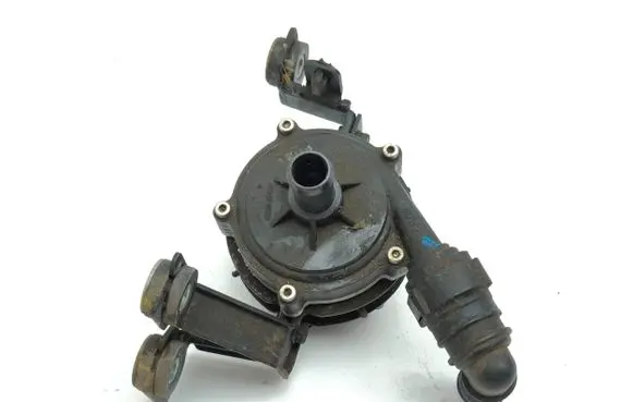 Hyundai Kona I Electric auxiliary coolant/water pump 369002B500 20200508 PA66GF25