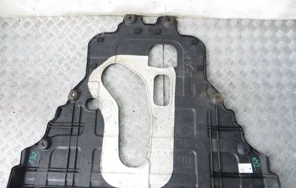 SsangYong Tivoli Engine splash shield/under tray 24380-35150