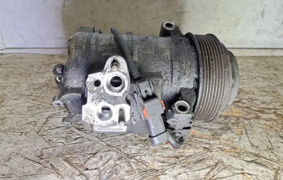 Jeep Grand Cherokee (WK) Air conditioning (A/C) compressor (pump) 4472205601 10S17C