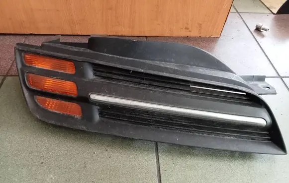 Nissan Micra Front grill 62320AX600