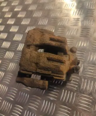 BMW 1 E81 E87 Rear brake caliper