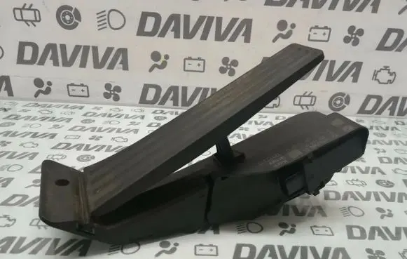 BMW 1 E81 E87 Accelerator throttle pedal 6786588 35426786588 35426786588-01