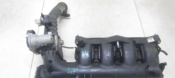 Mercedes-Benz CLA C117 X117 W117 Intake manifold A2700900737