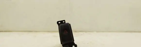 Subaru Legacy Hazard light switch
