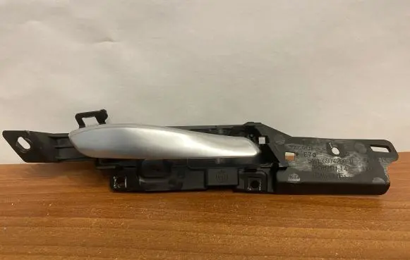 BMW X5 E70 Front door interior handle B30 6974296