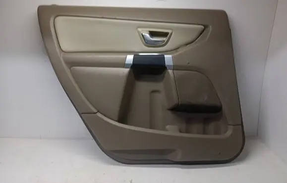 Volvo XC90 Rear door card panel trim