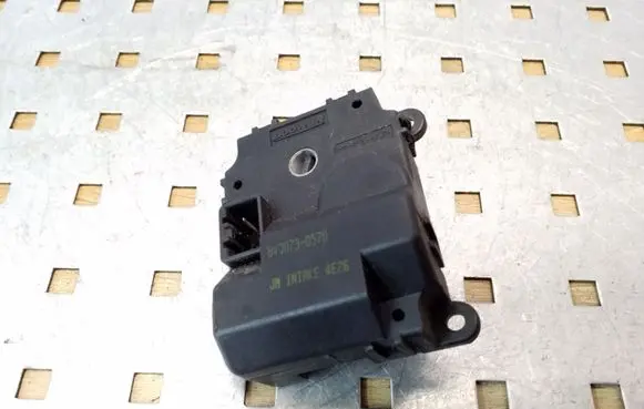 Hyundai Tucson JM Air flap motor/actuator B400730570