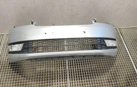Skoda Rapid (NH) Front bumper 5JA807221 5JA807611