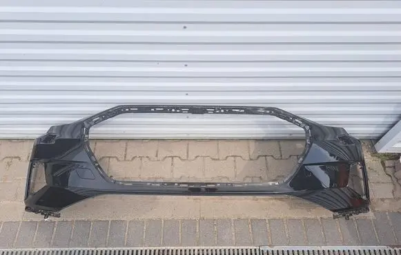 Audi e-tron Front bumper 4KE807437
